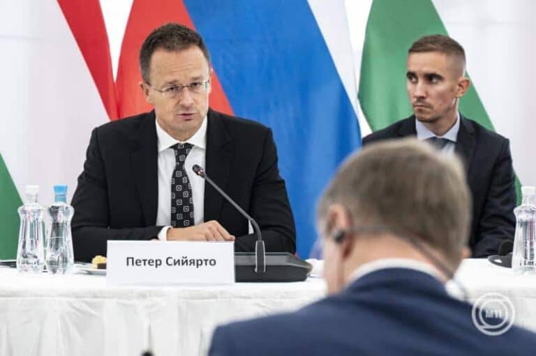 Szijjártó Péter: fontos nemzeti érdek a magyar-orosz gazdasági együttműködés fejlesztése