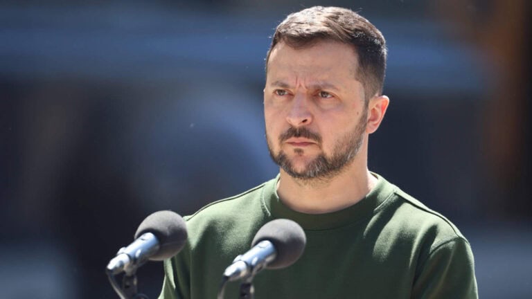 Volodimir Zelenszkij: az ukrán győzelmi terv részeként tartják meg egyelőre az oroszországi területeket