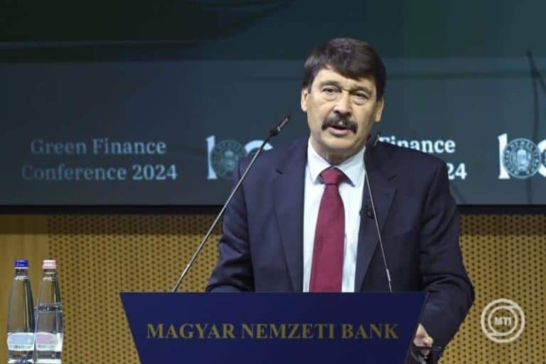 24 milliárdot költ a kormány Áder János horgászhóbija miatt – Eközben a magyarok szenvednek