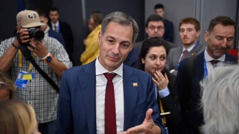 „Nagyon szép stadion, de ki fizette?” – kérdezte Orbántól a belga miniszterelnök az EPK-csúcson