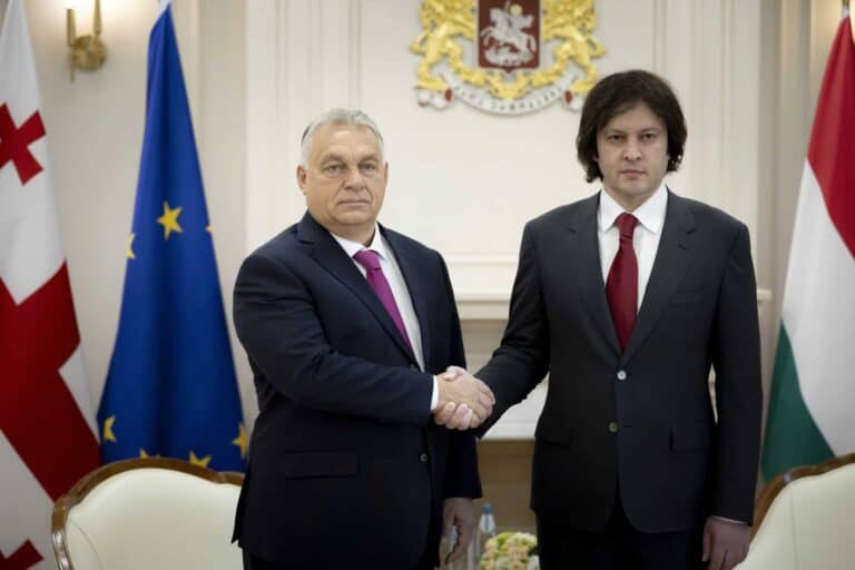Oroszbarát grúz kormányfőt hívott Budapestre Orbán Viktor az EU-csúcsra