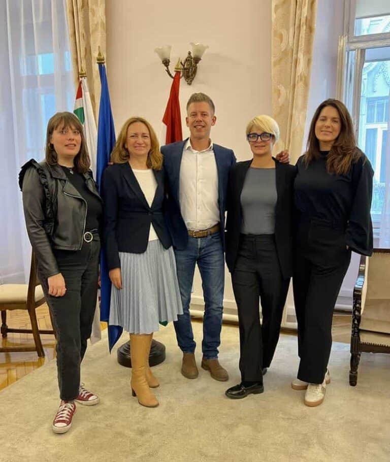 Magyar Péter: A TISZA Párt elkötelezett a nők közéleti szerepvállalása mellett