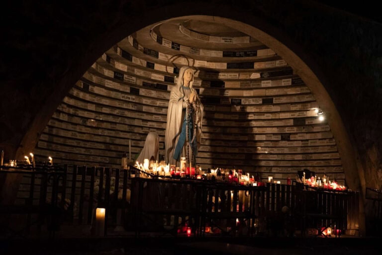 Meghosszabbították a halottakról való megemlékezést a nemzeti kegyhelyen