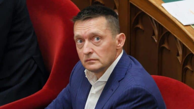 Rogán Antal 13 milliárdos bevétele saját találmányából: Megkérdőjelezhető üzleti gyakorlat?