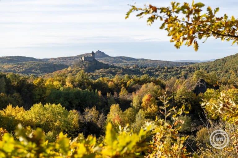 Szlovák-magyar összefogással dolgoznak Somoskő és Salgó várainak értékmentésén