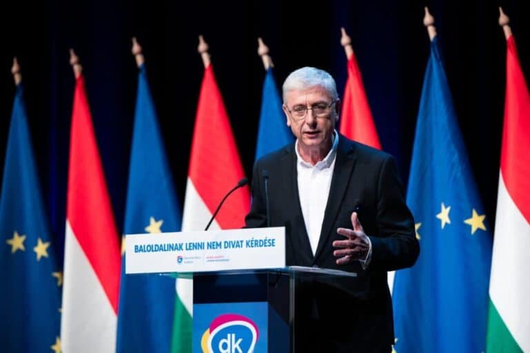 Orbán Viktor és a gazemberek gyülekezete – politikai háború Magyarországon