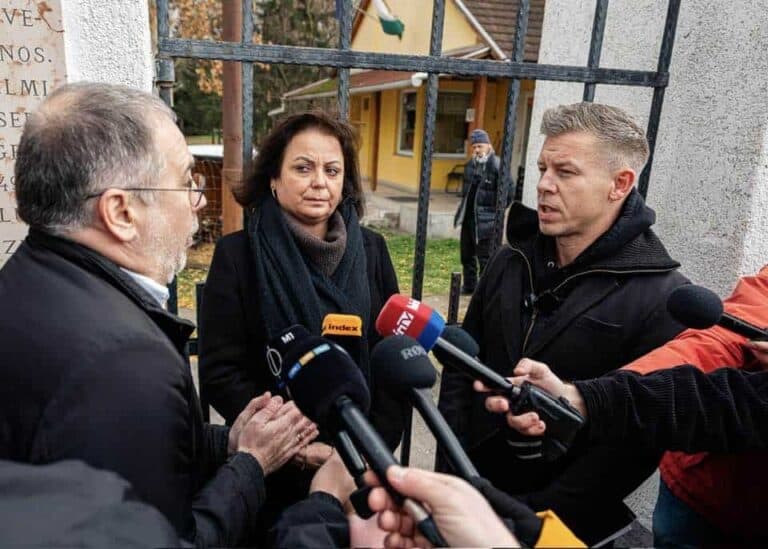 Egy éve várnak válaszokat a magyar emberek a kegyelmibotrány ügyében