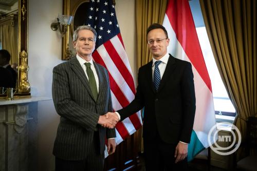 az amerikai pénzügyminiszter megerősítette a Trump adminisztráció elkötelezettségét a háború lezárása mellett