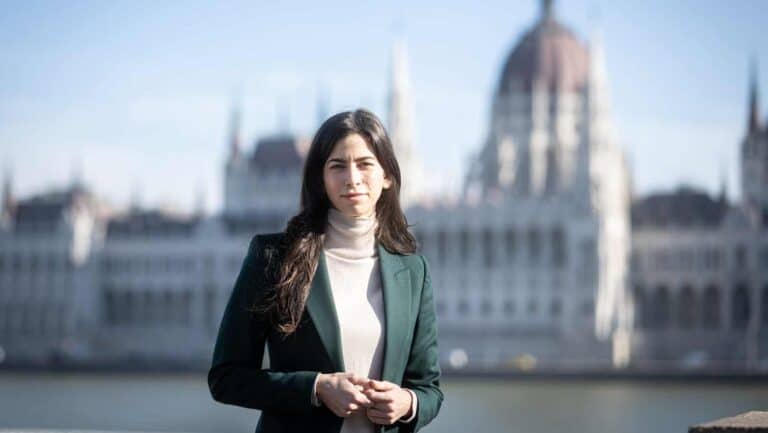 a Tisza Párt uszítása és Karácsony Gergely felelőtlensége feszíti tovább a fővárosi közéletet