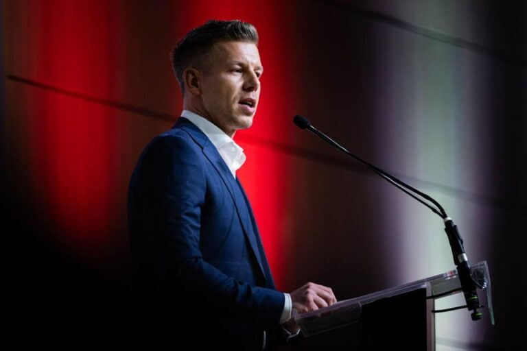 Magyar Péter: Az Orbán család egy tagja állt a kegyelmi ügy mögött