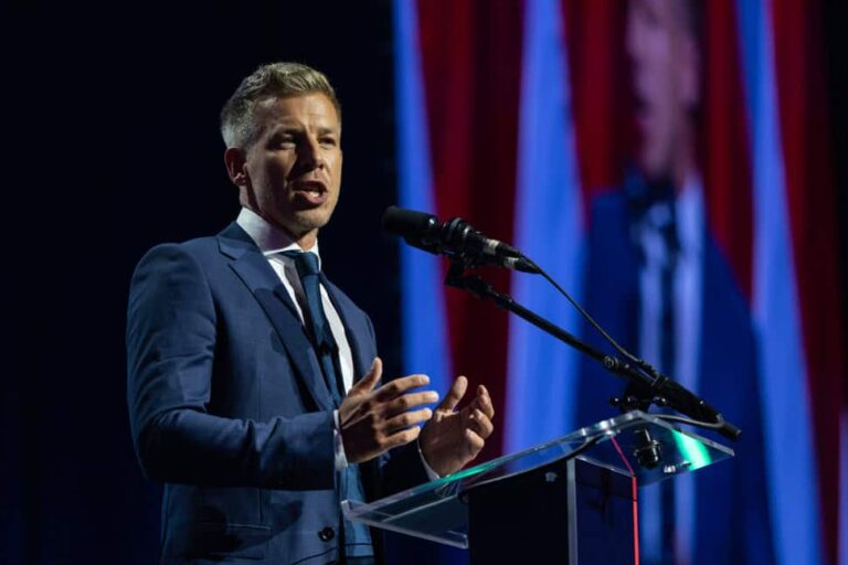 Republikon: 12 százalékpont a Tisza előnye – látványos erősödés az év végén, stabilizálódó politikai erőtér