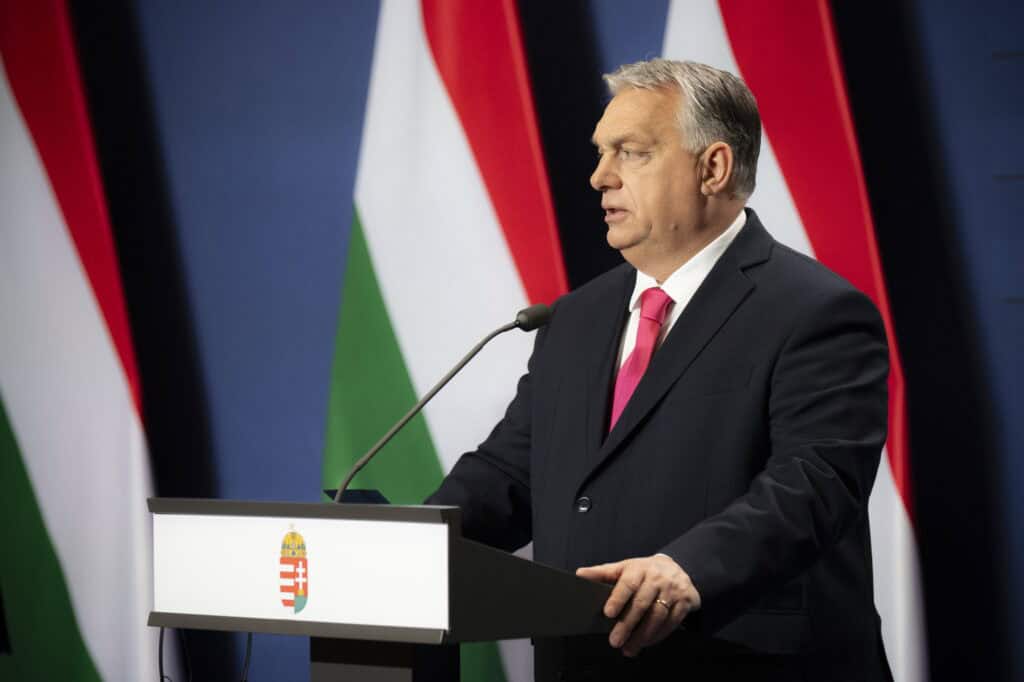 Ezt tette az Orbán-kormány az államadóssággal 16 év alatt
