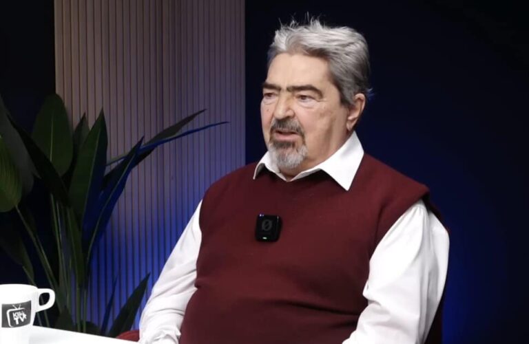 Választási szakértő: A Tisza akár 80 egyéni körzetet is megnyerhet, és kétharmados többséget szerezhet