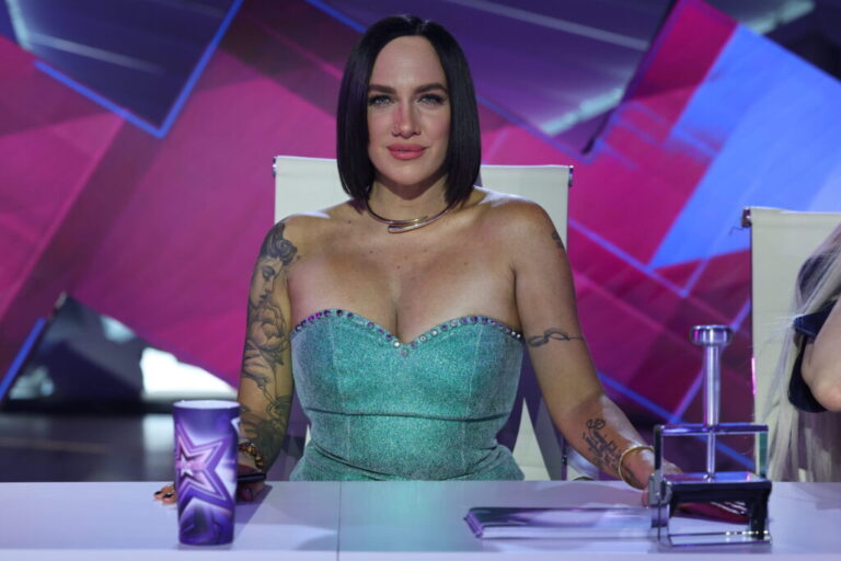 Tóth Gabi visszavonul a közösségi médiától, nem gondolta, hogy „mindenki a fideszesek vérét akarja inni”