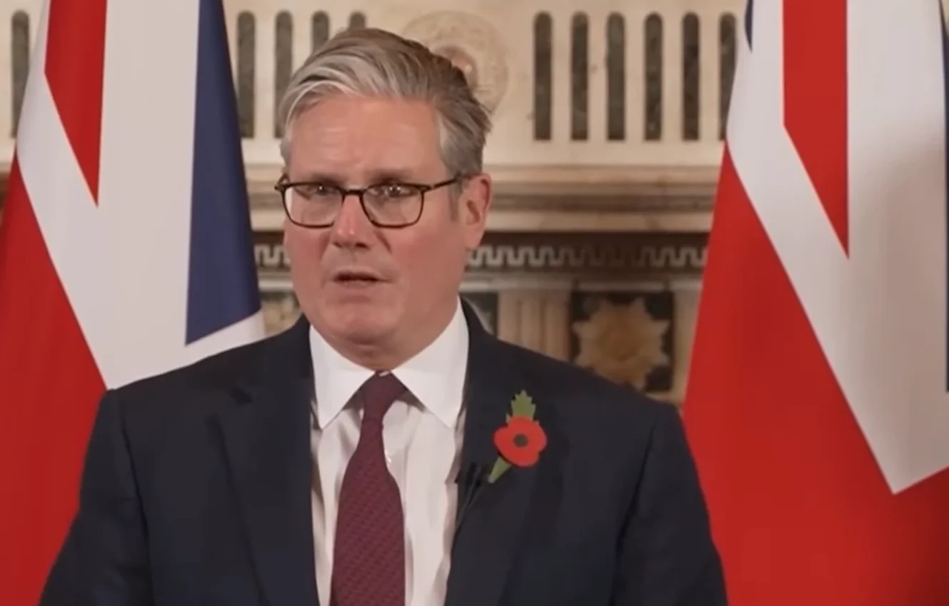 Nagy-Britannia visszatérne az európai védelmi asztalhoz: beszállna az Ukrajnának szánt 90 milliárd eurós hitelcsomagba