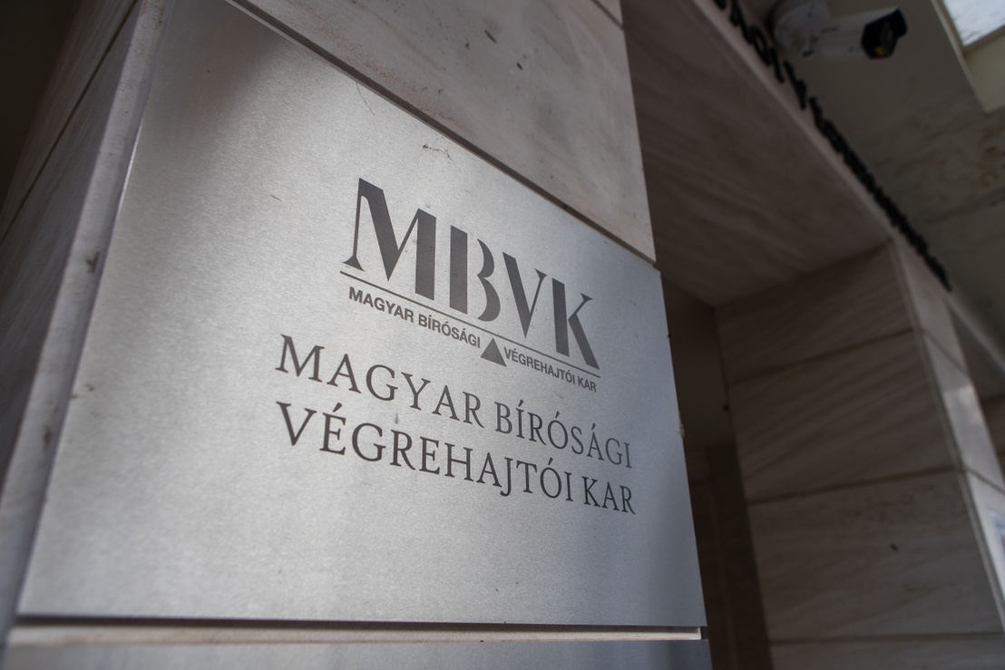 A Vidéki prókátor Balásy után Schadl megszólalását várja: szerinte az MBVK már megbukott