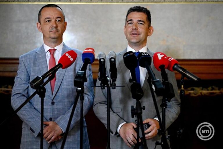 A Mi Hazánk Sulyok Tamáshoz fordult: azt kérik, ne írja alá a Meta reklámadóját eltörlő törvényt